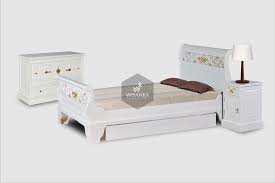 Discover our great selection of bedroom sets on amazon.com. Modern Classic Bedroom Furniture Classic Bedroom Furniture Sets