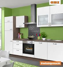 Die Kuche Familienmittelpunkt Und Herz Von Wohnung Und Haus Bei Obi Kannst Du Deine Personliche Traumkuche Finden Kuche Zusammenstellen Kuche Kuchenplanung