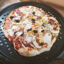 Homemade With Ham Mushrooms Mozzarella Corn And Black Olives By Marta Michalik En 2020