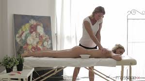 Kimber me vaj masazh rubdown. Lesbian Oil Rubdown Massage X Hd Mp4
