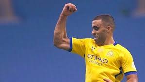 حمدالله يعود للتدريبات بعد انتهاء أزمته مع النصر سبورت 360 شهدت تدريبات نادي النصر السعودي عودة المغربي عبدالرزاق حمد Polo Ralph Lauren Mens Tops Polo Shirt