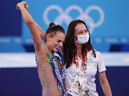 Ap) לינוי אשרם, שזכתה אתמול (שלישי) במדלית כסף באליפות העולם בהתעמלות אמנותית בסופיה בתרגיל החישוק, לא הצליחה לעלות היום לגמר תרגיל האלות כשקיבלה ציון של 17.400. 1yauwc9rgue1zm