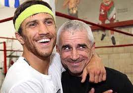 На тот момент им было по 10 лет. Vasilij Lomachenko Biografiya Informaciya Lichnaya Zhizn Foto Video