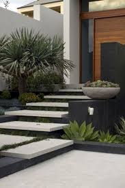 11 Small Front Yard Landscaping Ideas To Define Your Curb Appeal Tags Front Yard Landscaping Ideas Modern Front Yard Front Yard Design Front Garden Design