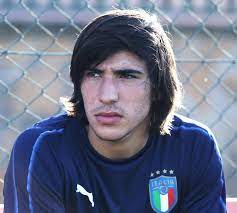 This is the national team page of ac mailand player sandro tonali. 90plus U21 Em Sandro Tonali Im Portrat Auf Den Spuren Andrea Pirlos 90plus