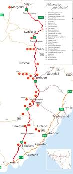 Kartet viser det slingrende veinettet i byen på en. Kart Telemarksvegen