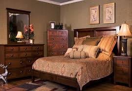 Looking for ideas to decorate your living room in a cozy and charming farmhouse style? Mobile Home Bedroom Makeover Mobile Homes Ideas