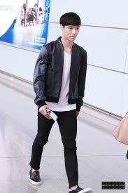 We don't know when or if this item will be back in stock. Lay Exo A Confession Of Exo L Part 2 Chasing Sky Or Stars