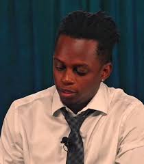 Joverlein Moïse di pagen f gwo pa men ,pito "Tipa topa"