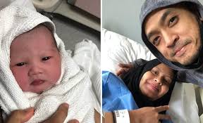 Nah, kamu tak perlu khawatir lagi, seruni akan memberikan beberapa ucapan ulang tahun yang singkat namun memiliki makna yang dalam. Hasrat Tercapai Tomok Akhirnya Timang Anak Perempuan Buzzkini