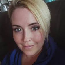 Who's in Saskatchewan, I wanna sent you pics!! Am I allowed? 🤵🏻‍♀️🩵💛