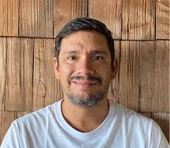 Javier Vega, cofundador y CEO de Farmacias Fracción: “Nos hacemos cargo de  un problema real facilitando el acceso a medicamentos”