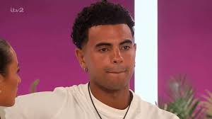 Love Island star 'quits' villa amid major fan backlash