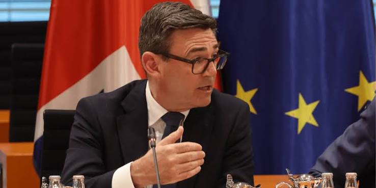 Andy Burnham's foreign minister contradicts Prime Minister on Brexit and admits Russia was 'unsuccessful' in influencing Leave vote