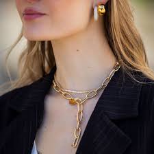 These eggs have various ancient and religious designs, abstract patterns and animals and plants too. 31 Best Jewellery Brands Affordable To Luxury Jewellery Brands