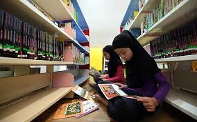 Pegunungan utama adalah titiwangsa, yang membagi semenanjung antara timur. Rakyat Malaysia Malas Membaca Ini Sebabnya Dekad Membaca Kebangsaan Dilaksanakan