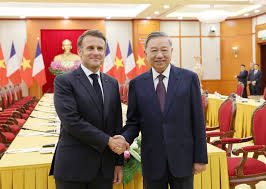 Khi Việt - Pháp cùng coi nhau là 'cửa ngõ'