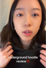 hi im back guys!! ignore the white dots my dog sheds so much