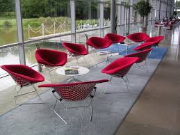While he only designed one series of furniture, bertoia continued to be involved in the knoll story by providing sculptures and. Bertoia Large Diamond Chair Couch Potato Company