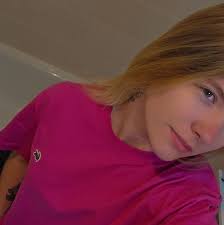 Fiona Weber (@fiona.wxber) • Facebook