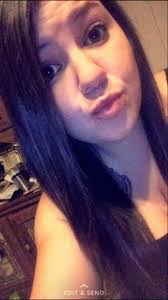 Danielle Clinton's Instagram, Twitter & Facebook