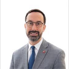 Wayne Lebrun's Instagram, Twitter & Facebook