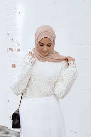 Fashion ,beauty, lifestyle, interior blogger from germany. With Love Leena A Fashion Lifestyle Blog By Leena Asad Fashion Hijabi Fashion Fashion Lifestyle Blog
