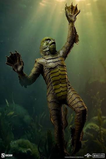 Creature from the Black Lagoon Premium Format™ Figure by Sideshow  Collectibles