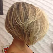 Tapi dengan model tertentu dan sedikit penyesuaian. 10 Trend Gaya Rambut Pendek Yang Boleh Membuatkan Perempuan Nampak Lebih Comel