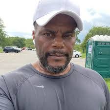 Jeffrey Romo's Instagram, Twitter & Facebook