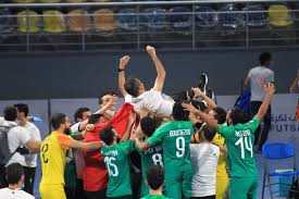 نتيجة مباراة مصر والمغرب ، يلعب اليوم منتخب مصر لكرة القدم الصالات مباراة هامة ونهائية ضد منتخب المغرب للصالات وذلك بعد ضمان المنتخبين التأهل لكأس العالم لكرة الصالات وذلك حيث تُقام البطولة حالياً في المغرب وسط اهتمام جماهيري كبير من الجمهور المغربي بعد أن تأهل منتخبهم. Ù…Ù†ØªØ®Ø¨ Ø§Ù„Ù…ØºØ±Ø¨ ÙŠÙ‚Ù‡Ø± Ù…ØµØ± Ø¨Ø±Ø¨Ø§Ø¹ÙŠØ© ÙˆÙŠØªÙˆØ¬ Ø¨Ù„Ù‚Ø¨ Ø¨Ø·ÙˆÙ„Ø© ÙƒØ£Ø³ Ø§Ù„Ø¹Ø±Ø¨ Ù„ÙƒØ±Ø© Ø§Ù„ØµØ§Ù„Ø§Øª