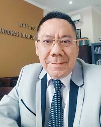 Hari ini saya mendapatkan kesempatan dan kepercayaan untuk menjadi nara  sumber dalam webinar pelatihan Legal Opinion yang diadakan oleh Supreme  Institute.