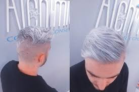 Coiffures modernes mode homme cheveux courts. Coupe Homme Rase Degrade Technique Argent Couleur Gris Intense Clair Alchimie Coiffure Aix Coiffeur Coloriste