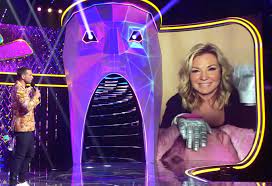 Kozso (eredeti nevén kocsor zsolt; Liptai Claudia Az Alarcos Enekesrol En Nagyon Sirtam Amikor Megkaptam A Maszkot Hogy Levehessem Szmo Hu