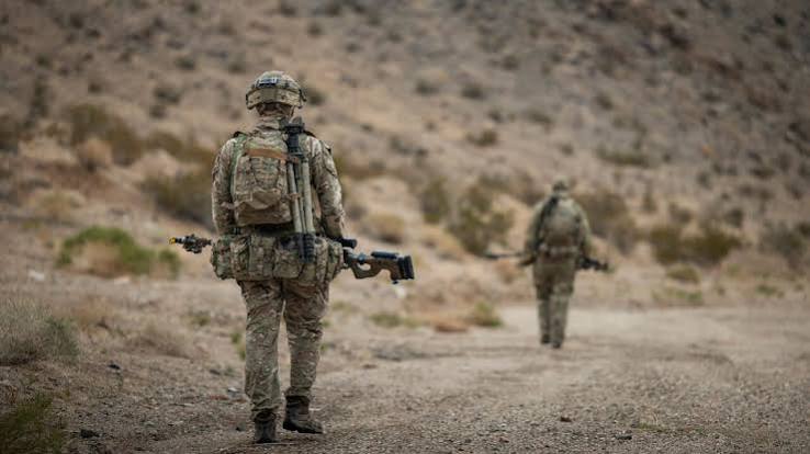 UK Military Shrinking by 300 a Month, Top Commander Warns