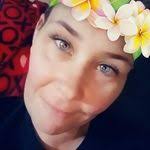 Lesley Kell's Instagram, Twitter & Facebook