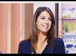 Du lundi au vendredi dans culture médias, hélène mannarino a fait le portrait de l'invité avec des informations que vous ne connaissez sans doute pas. Appels D Urgence Tfx Avec Helene Mannarino Elle Succede A Carole Rousseau Actualite Tv Nouveautes Tele Com