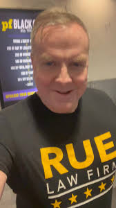 Stephen Rue (@southernfriedlawyer) · Instagram 照片和视频