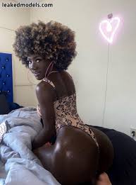 Cyn Kaine x5footbombshell Nude leak 16 - Dive in