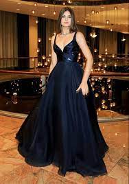 pin by griselle galarza on فساتين تخرج in 2021 sweep train prom dress cheap prom dresses blue evening dresses