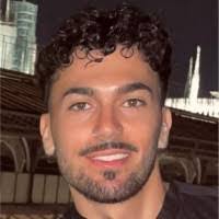 Lorenzo Morris's Instagram, Twitter & Facebook