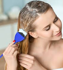 Bleach blonde hair is a sparkling icy blonde color that pairs well with any outfit and garners quite a lot of attention. 12 Best Hair Bleach Kits You Can Use At Home