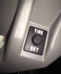 Do you want to reset nissan and inifiniti tpms warning light by youself? Toyota Highlander Questions How Can I Reset The Low Air Pressure Light Cargurus
