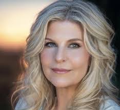 Kristi Burch's Instagram, Twitter & Facebook