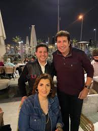 بالفيديو حفل زفاف ابن هاني شاكر ورقص هاني شاكر وزوجته واغنية هاني شاكر لابنه ف الفرح. Ø£ÙˆÙ„ Ø¸Ù‡ÙˆØ± Ù„Ø£ØµØ§Ù„Ø© Ø¨Ø¹Ø¯ Ù‚ØµØ© Ø²ÙˆØ§Ø¬Ù‡Ø§ Ù…Ù† Ø¨Ø±Ù„Ù…Ø§Ù†ÙŠ Ø¯Ø§Ø®Ù„ Ù…Ø·Ø¹Ù… Ù†Ø¬Ù„ Ù‡Ø§Ù†ÙŠ Ø´Ø§ÙƒØ± ØµÙˆØ± Ø¨ÙˆØ§Ø¨Ø© ÙÙŠØªÙˆ