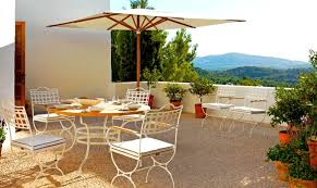 Vintage salterini era wrought iron dining set glass patio mid century modern. 10 New Ways To Think About Wrought Iron For The Garden Or Patio