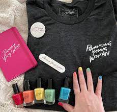 You're probably tired of reading film twitter takes on this movie and just want to watch it already, so here's everything you need to. Courtney Howard On Twitter My Fun Home Manicure This Week Are The Shades That Grace The Nails Of Carey Mulligan In Promisingyoungwoman This Is Brilliant Grass Roots Advertising From Focusfeatures Thank You Jenelleriley