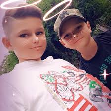 TOP FELGEN ORIGINAL VW* Für VW T5/T6 geeignet Reifen: 215/65/16 Marke:  Michelin ReifenAlter:2022 Reifen Profil: ca. 6-8mm Abholung Winterthur!!