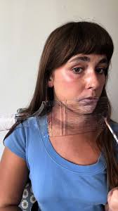 Vanishing Act: Watch How I Make My Brush Disappear!