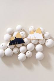 Broches Lhippolyte Blanc Accessoires Des Petits Hauts 1 Broche Des Petits Hauts Broches